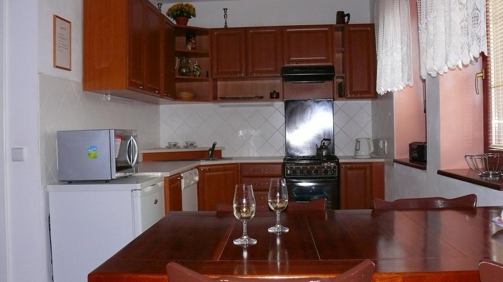 Apartment Zelezny Hrozen Valtice Pokój zdjęcie